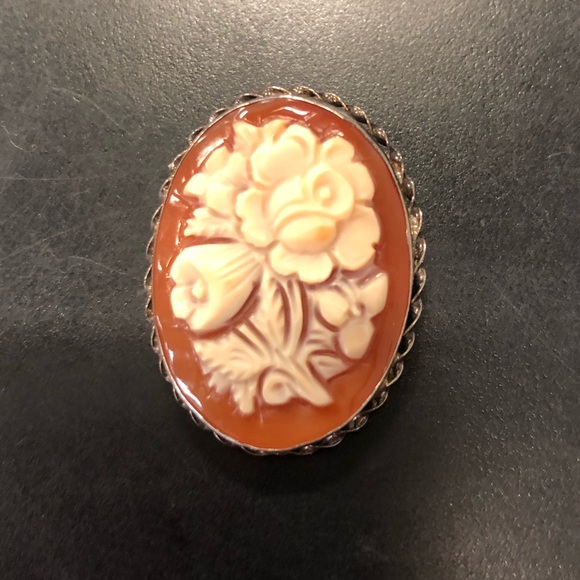 Cameo - Picture 1 of 3